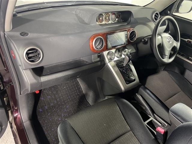 Toyota COROLLA RUMION 2011 8477042-6