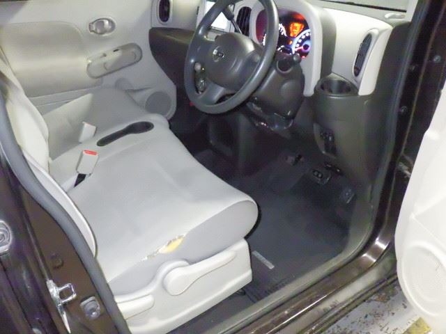Nissan CUBE 2010 8477549-3