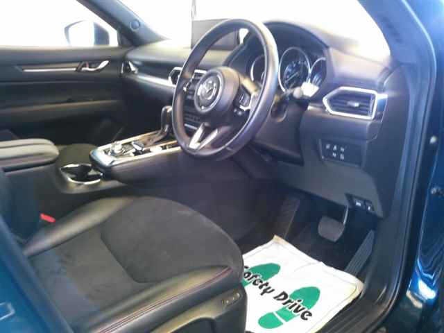 Mazda CX-8 2023 8477354-3