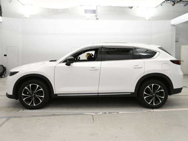 Mazda CX-8 2023 8477357-4