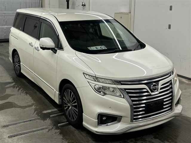 Nissan ELGRAND 2014 8478375-0