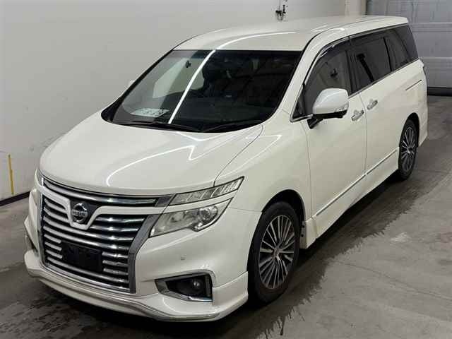 Nissan ELGRAND 2014 8478375-4