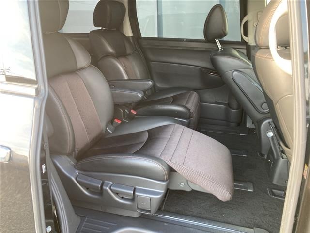 Nissan ELGRAND 2018 8478498-22