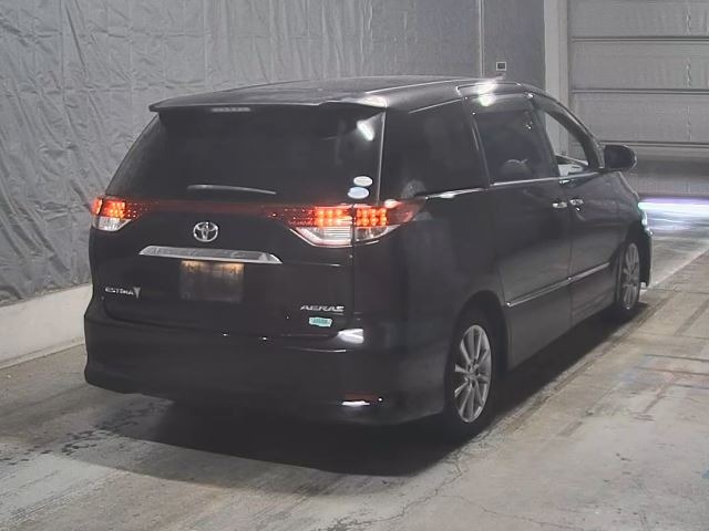 Toyota ESTIMA 2011 8464877-1