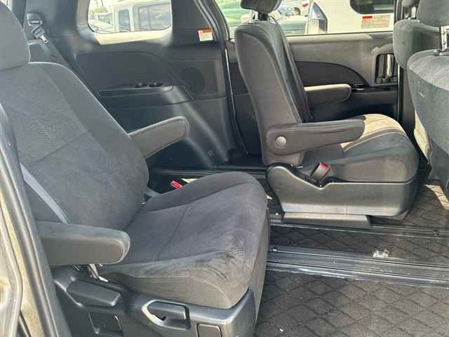 Toyota ESTIMA 2019 8464882-8