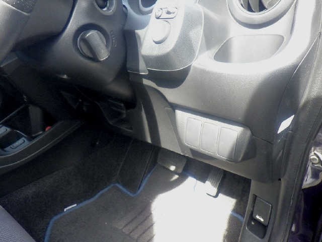 Honda FIT 2010 8474652-6