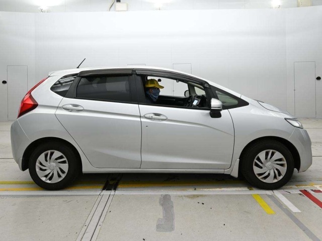 Honda FIT 2016 8474658-3