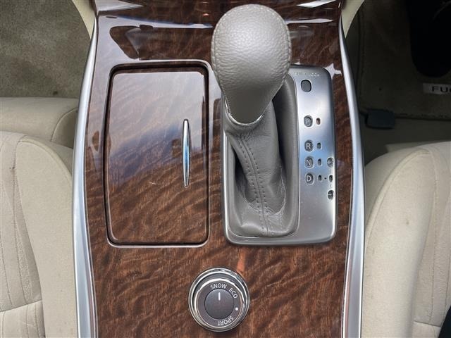 Nissan FUGA 2016 8478368-7