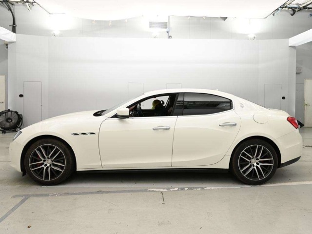 Maserati GHIBLI 2015 8473087-4
