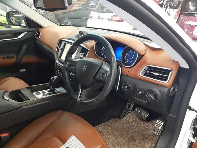 Maserati GHIBLI 2015 8473087-9