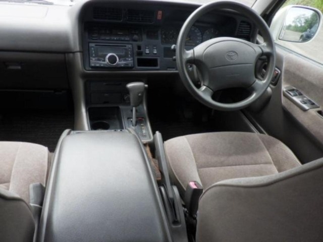 Toyota HIACE WAGON 1998 8473645-3