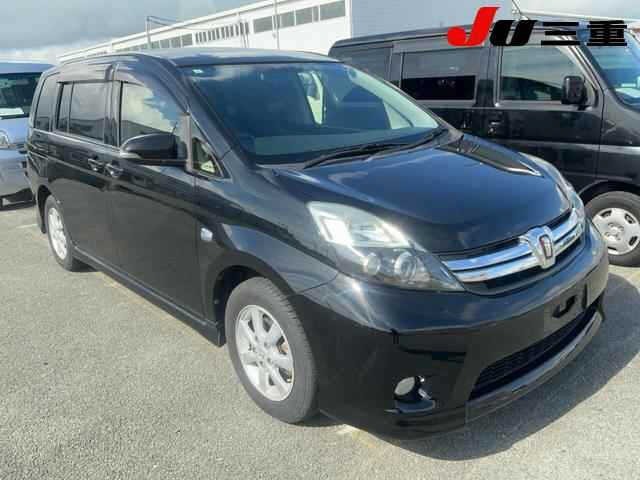 Toyota ISIS 2015 8469339-0