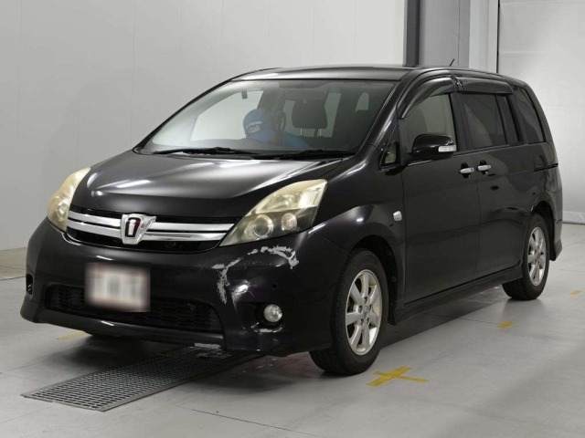 Toyota ISIS 2013 8469349-0