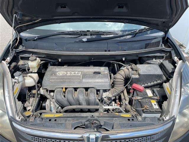 Toyota ISIS 2006 8469394-14