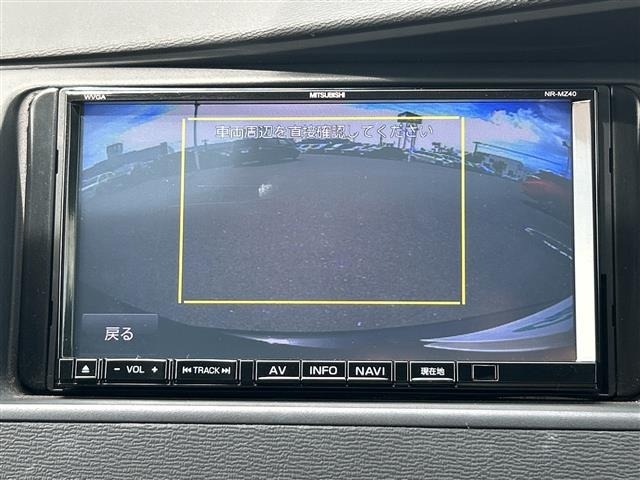 Toyota ISIS 2008 8469398-14