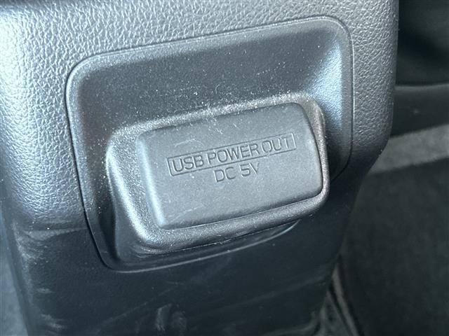 Subaru LEVORG 2016 8476100-22
