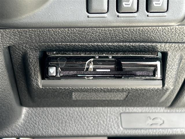 Subaru LEVORG 2017 8476101-3