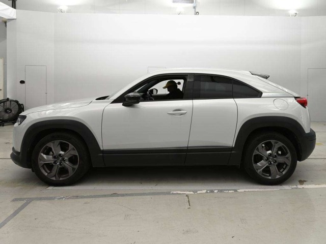 Mazda MX-30 2022 8472300-4