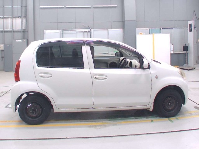 Toyota PASSO 2011 8474320-3
