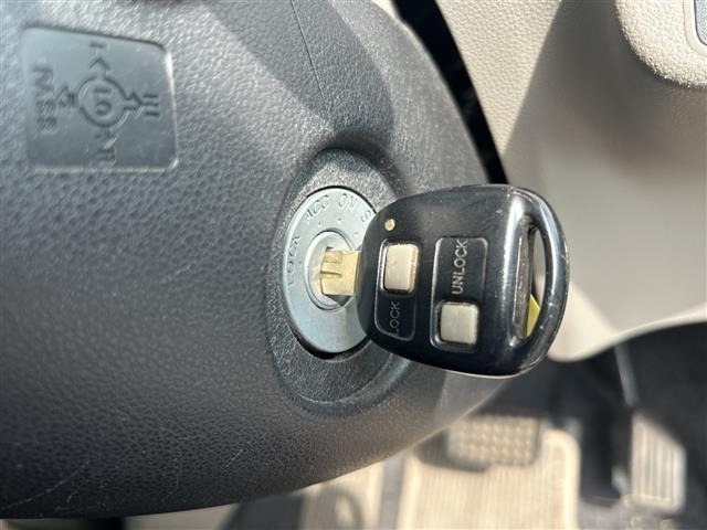 Toyota PIXIS EPOCH 2013 8474501-17