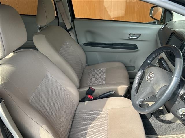 Toyota PIXIS EPOCH 2013 8474501-9