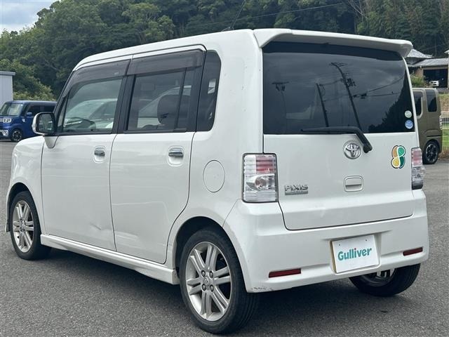 Toyota PIXIS SPACE 2011 8476912-1