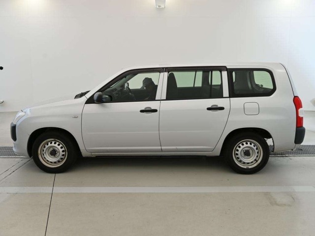 Toyota PROBOX VAN 2019 8468756-4