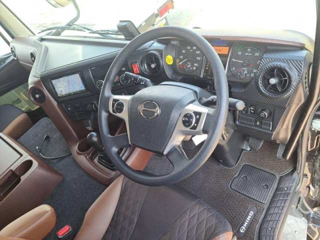 Hino PROFIA 2024 8476301-17