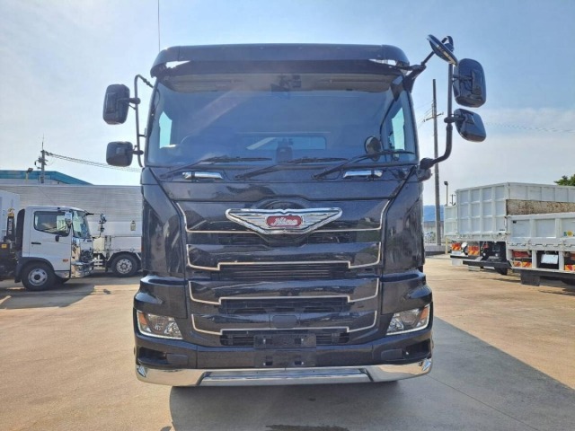 Hino PROFIA 2024 8476301-2