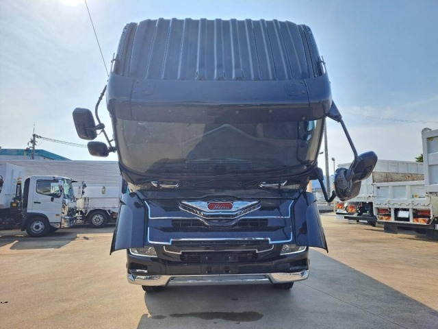 Hino PROFIA 2024 8476301-6