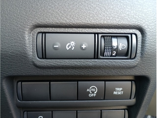 Nissan ROOX 2026 8475744-9