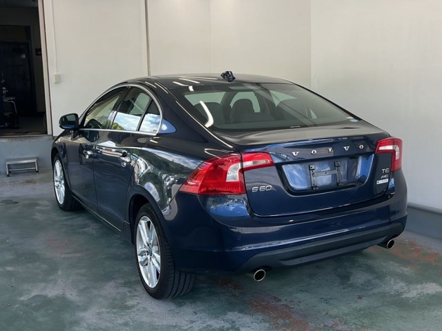 Volvo S60 2011 8465123-1
