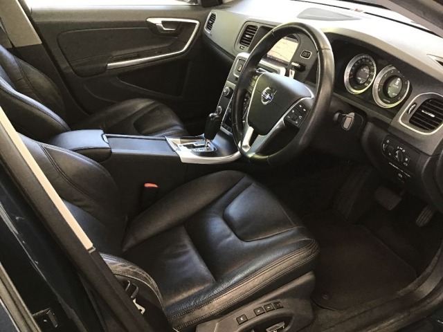 Volvo S60 2011 8465123-5