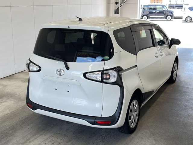 Toyota SIENTA 2017 8473895-1