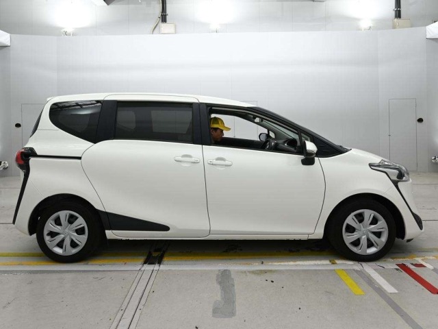 Toyota SIENTA 2019 8473928-3