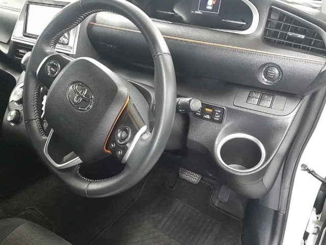 Toyota SIENTA 2019 8473928-9