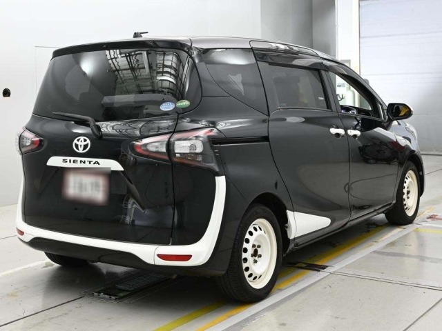 Toyota SIENTA 2017 8473949-1