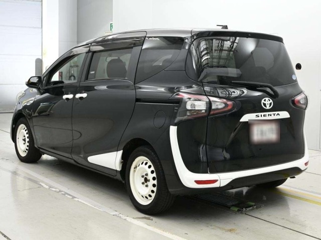 Toyota SIENTA 2017 8473949-6