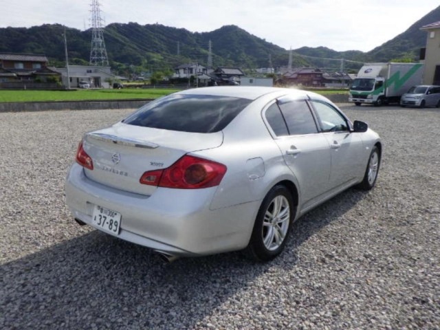 Nissan SKYLINE 2010 8478363-5