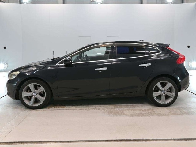Volvo V40 2013 8465215-4
