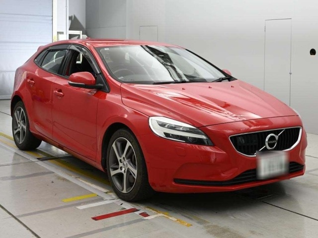 Volvo V40 2017 8465242-5