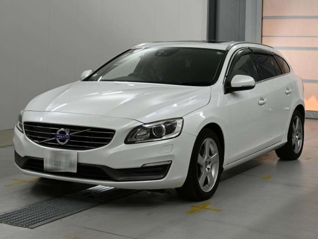 Volvo V60 2013 8466736-0