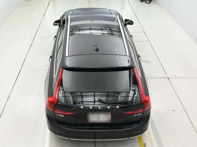Volvo V90 2019 8478346-8