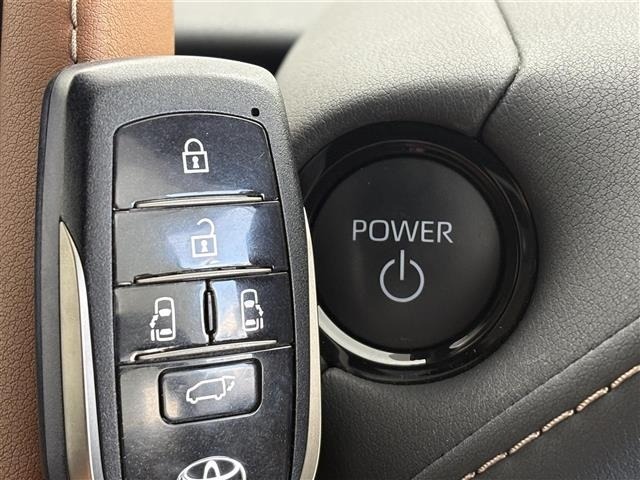 Toyota VELLFIRE 2024 8475802-1