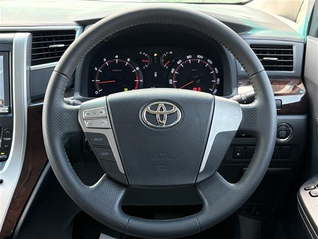 Toyota VELLFIRE 2013 8475852-1