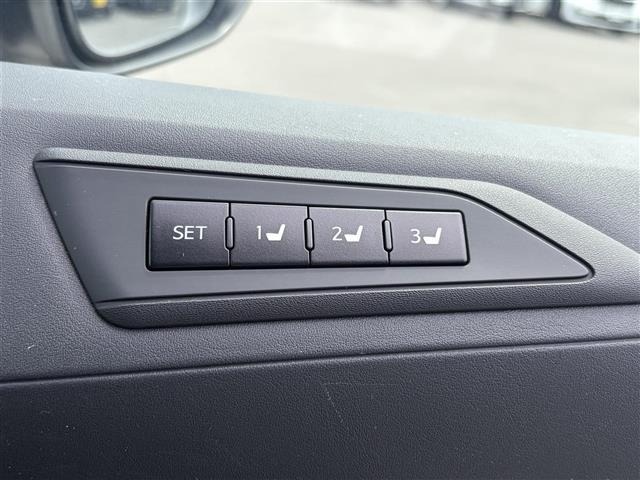 Toyota VELLFIRE 2018 8475899-6
