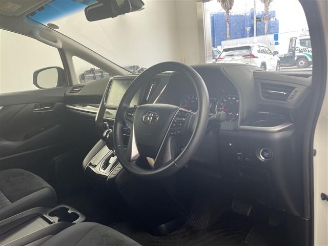 Toyota VELLFIRE 2018 8475978-1
