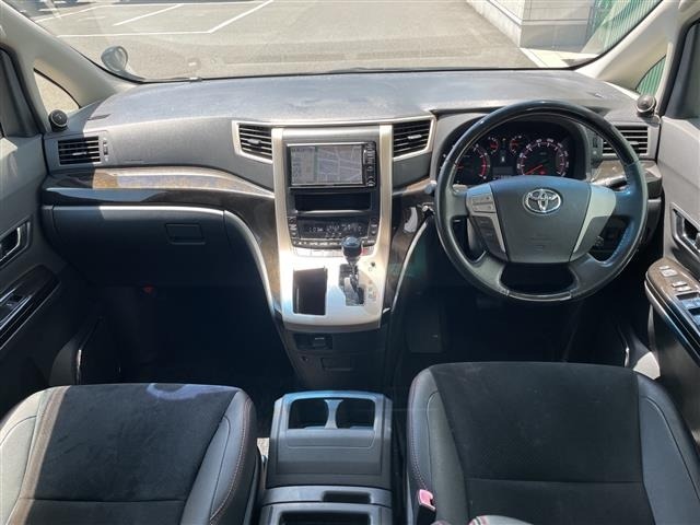 Toyota VELLFIRE 2013 8475990-15