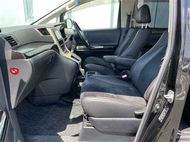 Toyota VELLFIRE 2013 8475990-8