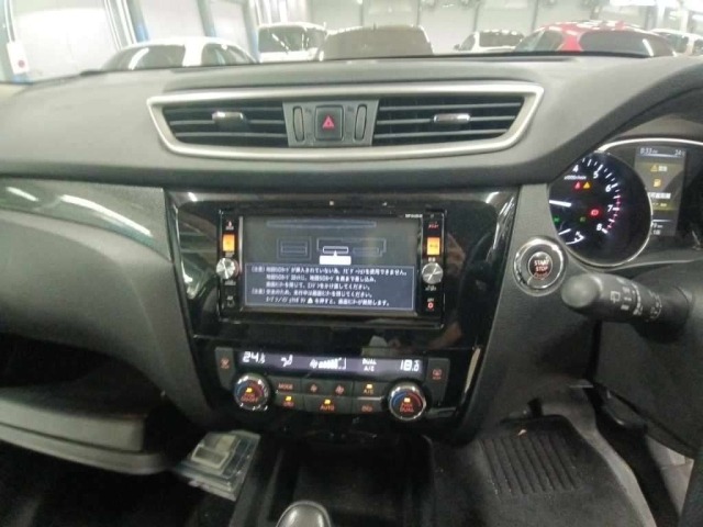 Nissan X-TRAIL 2015 8474861-11